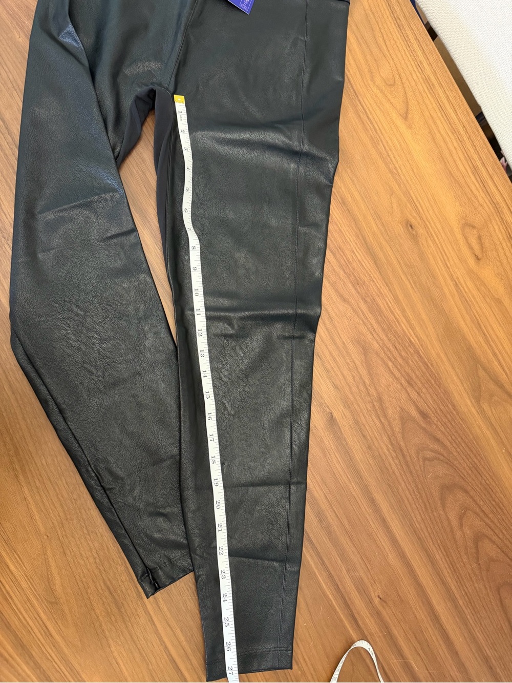 Honeylove Black Vegan Leggings - Large - Picture 6 of 10